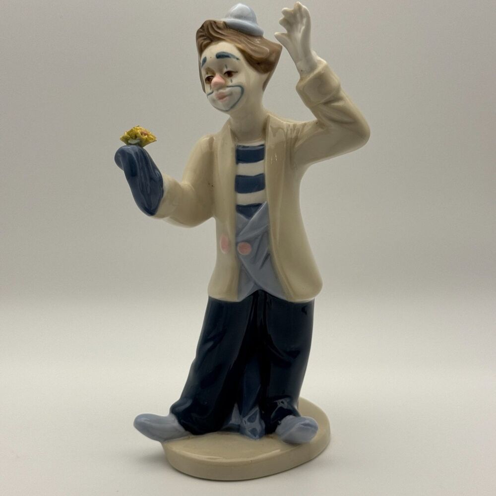 Porcelana de Cuernavaca 1993 Limited Edition Porcelain Clown Jester Figurine
